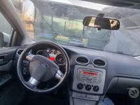 Usata Ford Focus 116 CV (85 kW) 2008 Grigio Station wagon