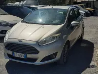 Usata Ford Fiesta Business Edition 75 CV (55 kW) 2016 Grigio Utilitaria