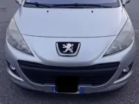 Usata Peugeot 207 68 CV (50 kW) 2011 Berlina