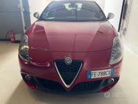 Usata Alfa Romeo Giulietta Super 120 CV (88 kW) 2016 Rosso Utilitaria