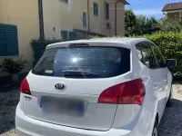 Usata Kia Venga 90 CV (66 kW) 2014 Bianco Utilitaria