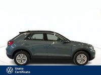 Usata VW T-Roc Life 150 CV (110 kW) 2024 Blu pastello SUV