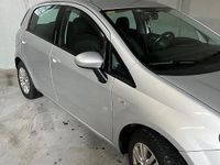 Usata Fiat Punto Lounge 77 CV (56 kW) 2014 Grigio Berlina