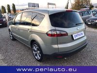 Usata Ford S-MAX Titanium 140 CV (102 kW) 2009 Grigio Monovolume