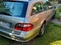 Usata Mercedes E280 Elegance 177 CV (130 kW) 2004 Argento Station wagon
