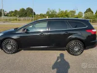 Usata Ford Focus Titanium 163 CV (119 kW) 2012 Nero Station wagon