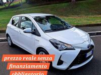 Usata Toyota Yaris Hybrid 73 CV (53 kW) 2019 Nero Berlina