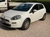 Usata Fiat Punto 77 CV (56 kW) 2013 Bianco Utilitaria