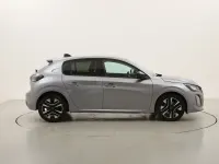 Usata Peugeot 208 Allure 101 CV (74 kW) 2025 Grigiogrigio Utilitaria
