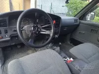 Usata Toyota HiLux 83 CV (61 kW) 1990 Pick-up