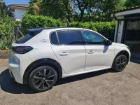 Usata Peugeot 208 GT 101 CV (74 kW) 2021 Bianco Utilitaria