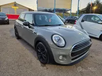 Usata Mini One D Countryman Business 90 CV (66 kW) 2015 Grigio SUV