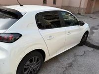 Usata Peugeot 208 Allure 102 CV (75 kW) 2022 Bianco Utilitaria