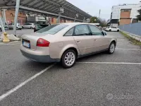 Usata Audi A6 150 CV (110 kW) 1997 Grigio Berlina