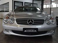 Usata Mercedes SL350 245 CV (180 kW) 2006 Grigio Cabrio
