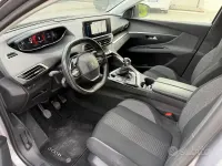 Usata Peugeot 3008 Active 131 CV (96 kW) 2022 Grigio SUV
