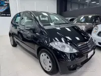 Usata Mercedes A180 Avantgarde 109 CV (80 kW) 2005 Nero Berlina
