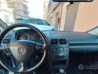 Usata Mercedes A200 102 CV (75 kW) 2008 Grigio Berlina