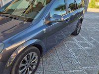 Usata Opel Astra Enjoy 110 CV (80 kW) 2010 Blu/azzurro Station wagon