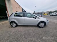 usata Fiat Punto 1.3 MJT II 75 CV 5 Neopatentati