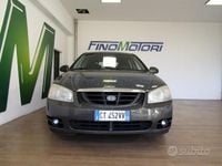 Usata Kia Cerato EX 105 CV (77 kW) 2005 Grigio Berlina