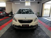 Gebraucht Peugeot 2008 92 PS (67 kW) 2015 Weiß SUV