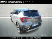 Usata Renault Captur Intens 101 CV (74 kW) 2023 Grigio SUV