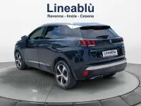 Usata Peugeot 3008 Allure 131 CV (96 kW) 2020 Blu metalizzato scuro SUV