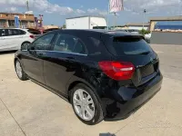 Usata Mercedes A180 Executive 109 CV (80 kW) 2017 Nero Utilitaria