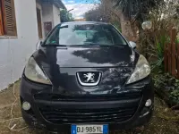 Usata Peugeot 207 73 CV (53 kW) 2007 Nero Berlina