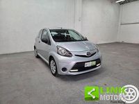 Begagnad Toyota Aygo Connect Style 68 HK (50 kW) 2012 Grå Halvkombi