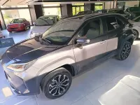 Nuova Toyota Yaris Hybrid Trend 92 CV (67 kW) 2026 Grigio Berlina