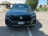 Usata VW Touareg R-line 231 CV (169 kW) 2019 Grigio SUV