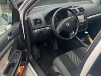Usata VW Golf VI 102 CV (75 kW) 2009 Bianco Utilitaria
