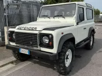 Occasion Land Rover Defender 122 ch (89 kW) 2011 Blanc Break