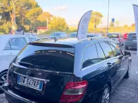 Usata Mercedes C200 136 CV (100 kW) 2009 Nero Station wagon