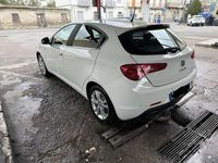 Usata Alfa Romeo Giulietta Progression 170 CV (125 kW) 2011 Utilitaria