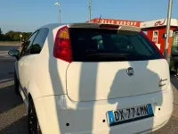 Usata Fiat Grande Punto Sport 120 CV (88 kW) 2009 Bianco Utilitaria