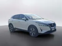 Usata Nissan Qashqai N-Connecta 140 CV (102 kW) 2022 Bianco SUV
