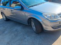 Usata Opel Astra 101 CV (74 kW) 2005 Berlina