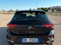 Usata VW T-Roc Advance 116 CV (85 kW) 2020 Nero SUV