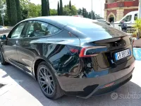 Usata Tesla Model 3 Long Range AWD 152 kW (208 CV) 2023 Nero Berlina