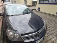 Usata Opel Astra GTC Cosmo 120 CV (88 kW) 2006 Nero Berlina
