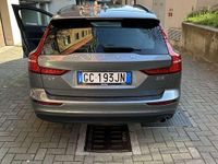 Usata Volvo V60 Business Edition 150 CV (110 kW) 2020 Station wagon