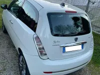 Usata Lancia Ypsilon 75 CV (55 kW) 2011 Bianco Utilitaria