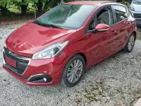 Usata Peugeot 208 82 CV (60 kW) 2017 Rosso Utilitaria