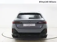 Usata BMW i5 M Sport 289 kW (394 CV) 2025 Grigio Station wagon