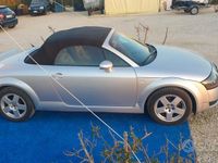 Usata Audi TT Roadster 179 CV (131 kW) 2000 Grigio Cabrio