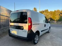 Usata Opel Combo 89 CV (65 kW) 2016 Bianco Monovolume