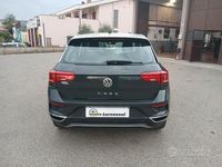 Usata VW T-Roc Business 116 CV (85 kW) 2020 Grigio SUV